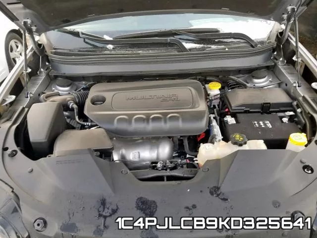 1C4PJLCB9KD325641 фото 6