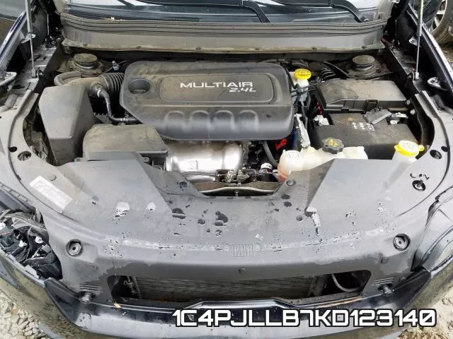 1C4PJLLB7KD123140 фото 6