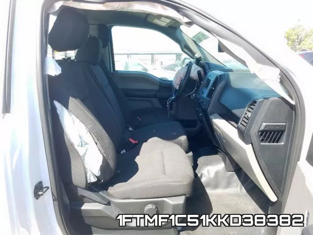 1FTMF1C51KKD38382 фото 5
