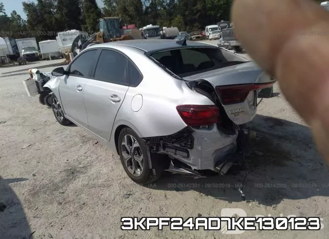 3KPF24AD7KE130123 фото 4