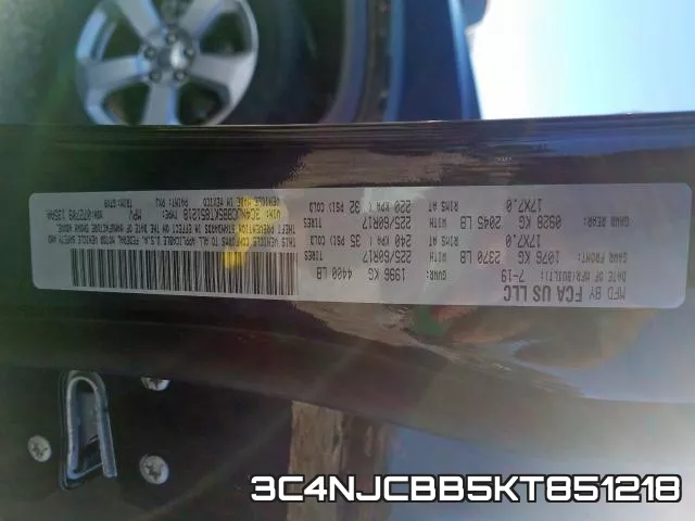 3C4NJCBB5KT851218 фото 2