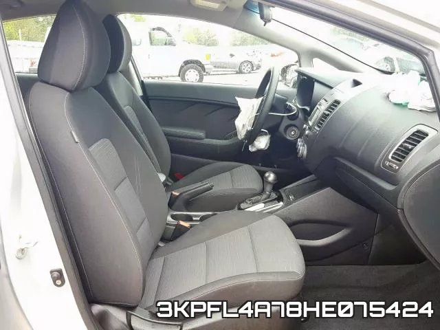 3KPFL4A78HE075424 фото 5