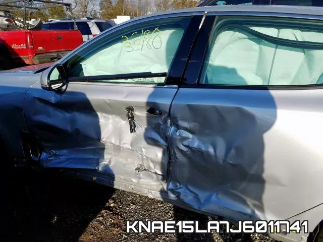 KNAE15LA7J6011741 фото 2
