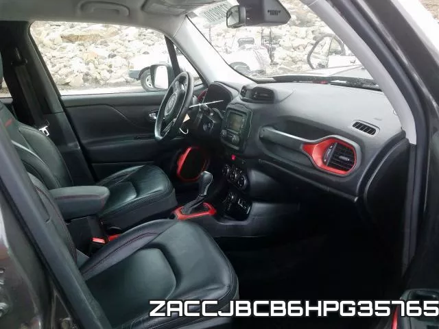 ZACCJBCB6HPG35765 фото 6
