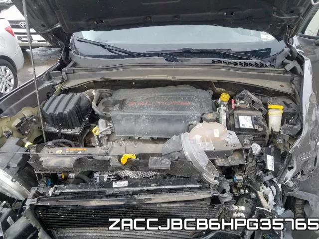 ZACCJBCB6HPG35765 фото 8