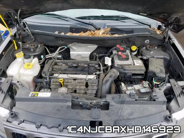 1C4NJCBAXHD146923 фото 7