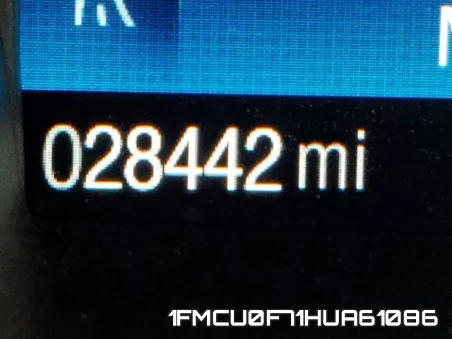 1FMCU0F71HUA61086 фото 8