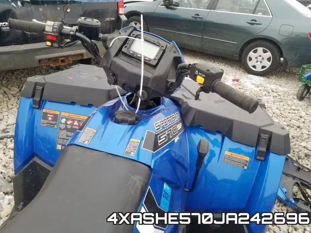 4XASHE570JA242696 фото 4