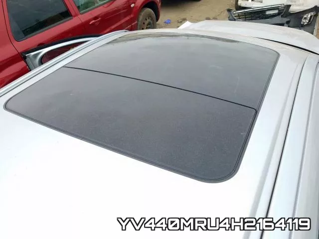 YV440MRU4H2164119 фото 6