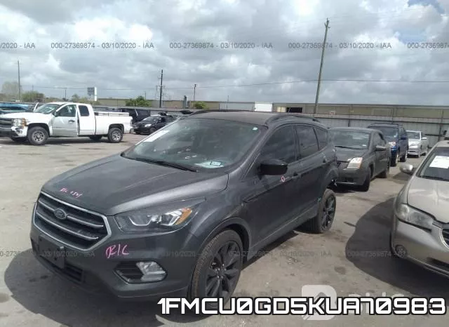 1FMCU0GD5KUA70983 фото 3