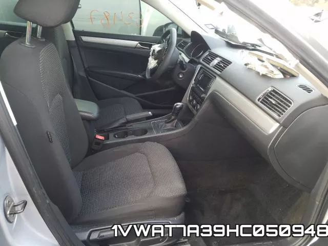1VWAT7A39HC050948 фото 4