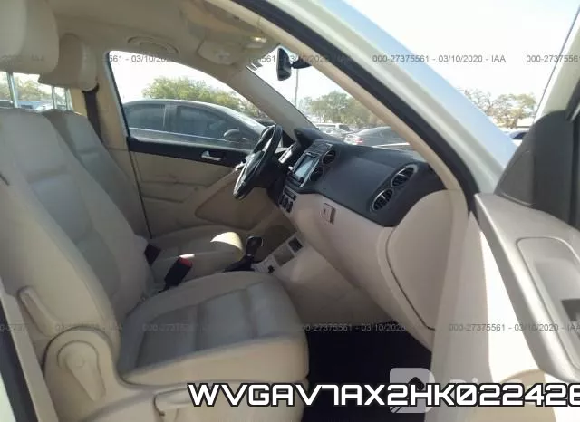 WVGAV7AX2HK022426 фото 2