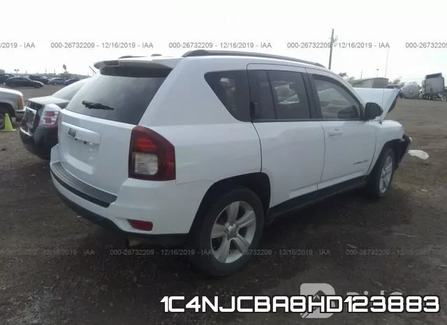 1C4NJCBA8HD123883 фото 4