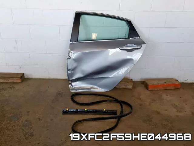 19XFC2F59HE044968 фото 7