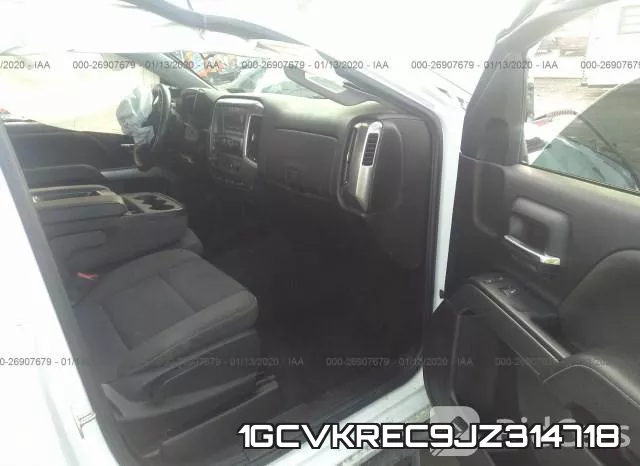 1GCVKREC9JZ314718 фото 4