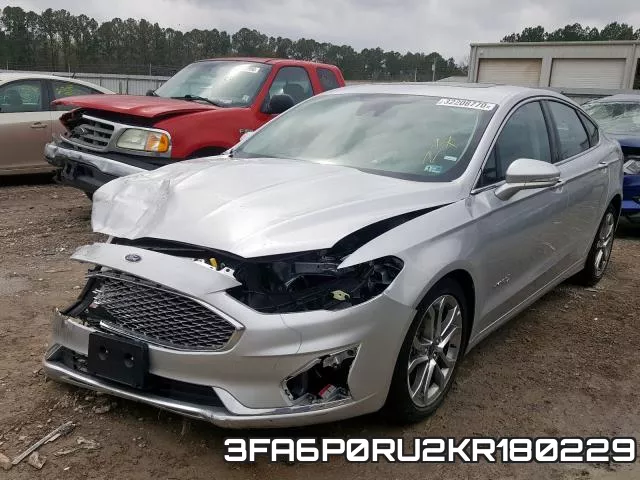 3FA6P0RU2KR180229 фото 2