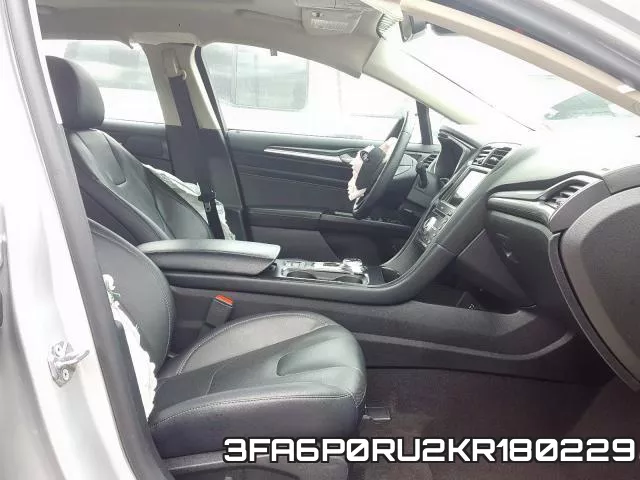 3FA6P0RU2KR180229 фото 5