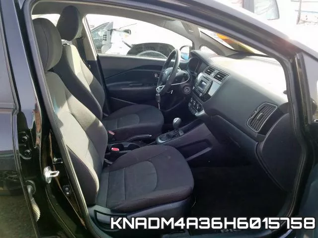 KNADM4A36H6015758 фото 5
