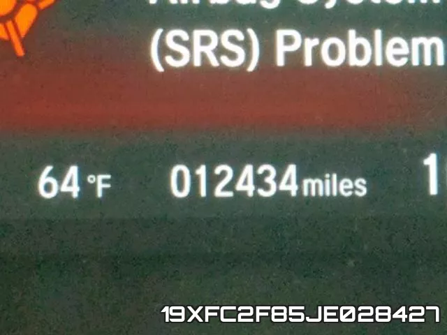 19XFC2F85JE028427 фото 6