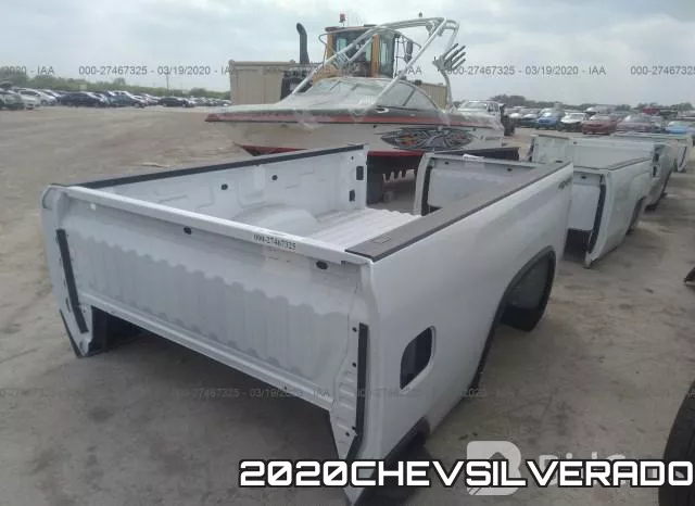 2020CHEVSILVERADO фото 2