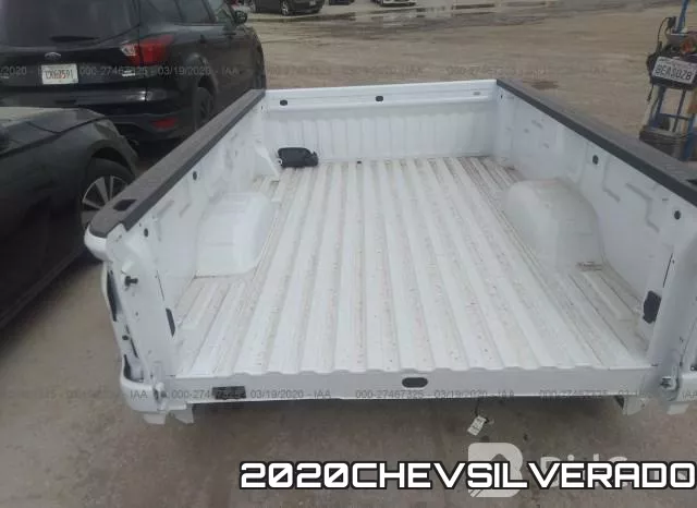 2020CHEVSILVERADO фото 7