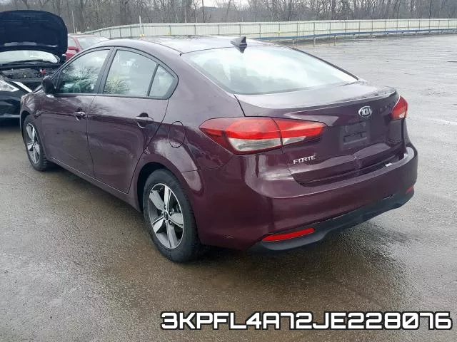 3KPFL4A72JE228076 фото 3
