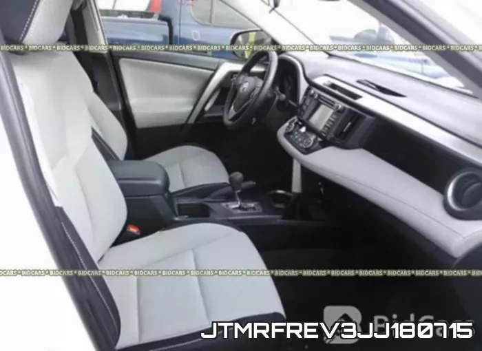 JTMRFREV3JJ180715 фото 6