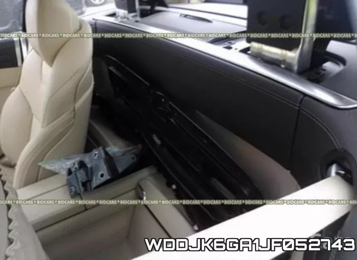 WDDJK6GA1JF052743 фото 9