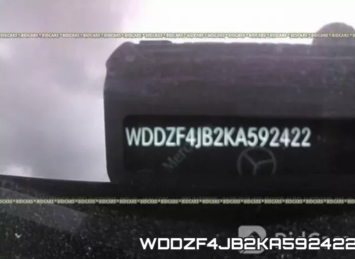 WDDZF4JB2KA592422 фото 10