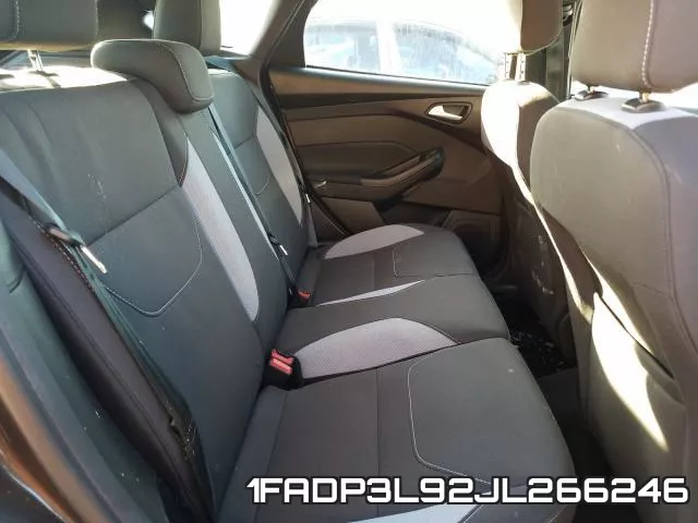 1FADP3L92JL266246 фото 7