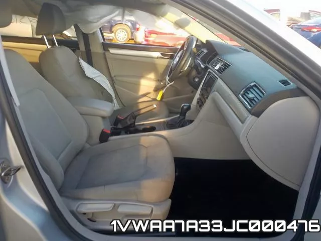 1VWAA7A33JC000476 фото 4