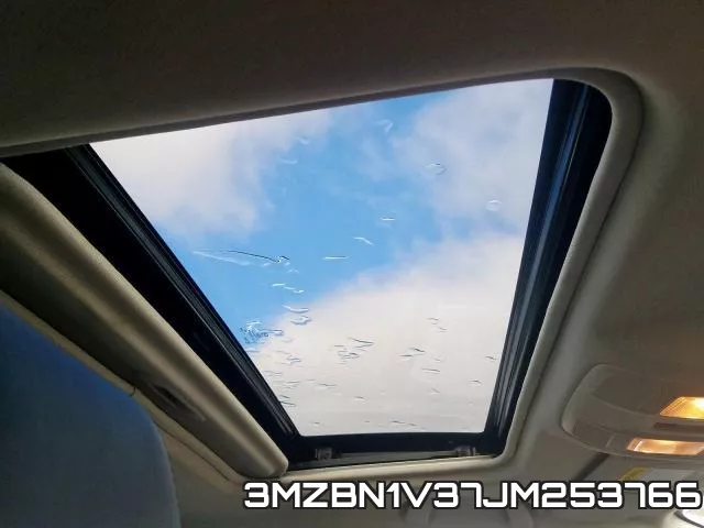 3MZBN1V37JM253766 фото 8