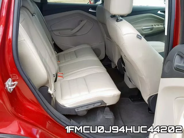 1FMCU0J94HUC44202 фото 4