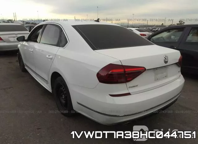 1VWDT7A38HC044751 фото 3