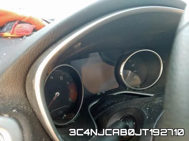 3C4NJCAB0JT192710 фото 6