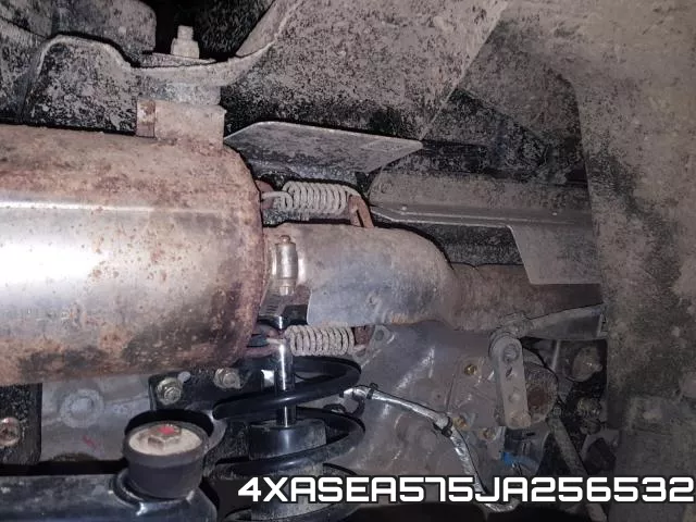 4XASEA575JA256532 фото 3