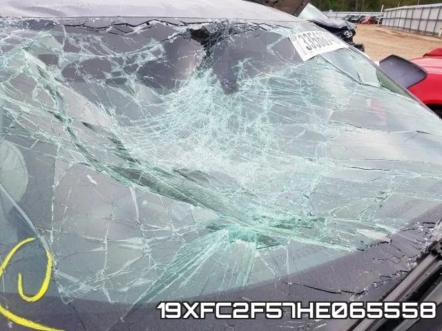 19XFC2F57HE065558 фото 8