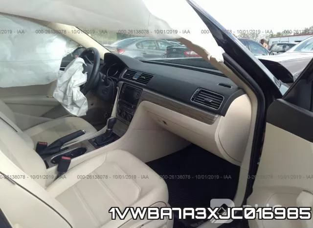 1VWBA7A3XJC016985 фото 6
