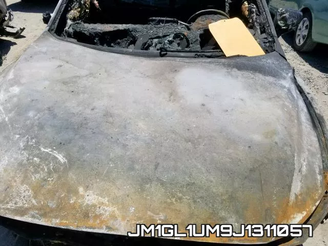 JM1GL1UM9J1311057 фото 5