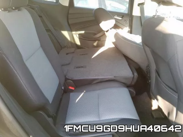 1FMCU9GD9HUA40642 фото 4