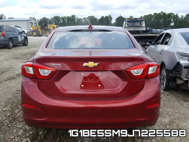 1G1BE5SM9J7225588 фото 9