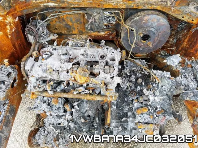 1VWBA7A34JC032051 фото 5