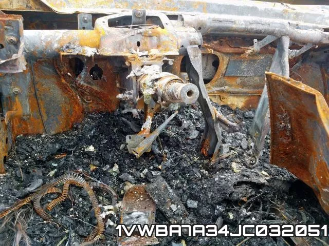 1VWBA7A34JC032051 фото 6