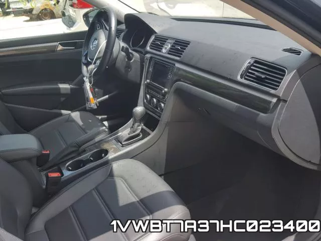 1VWBT7A37HC023400 фото 4