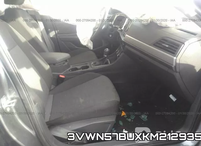 3VWN57BUXKM212935 фото 4