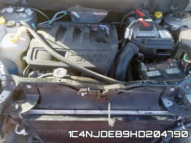 1C4NJDEB9HD204790 фото 6