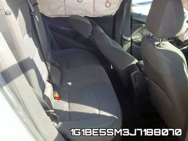 1G1BE5SM3J7188070 фото 4