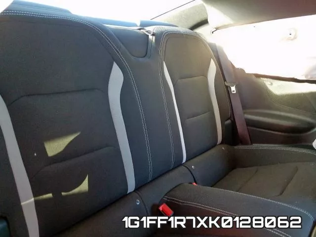 1G1FF1R7XK0128062 фото 4