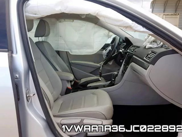 1VWAA7A36JC022892 фото 3