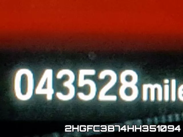 2HGFC3B74HH351094 фото 6